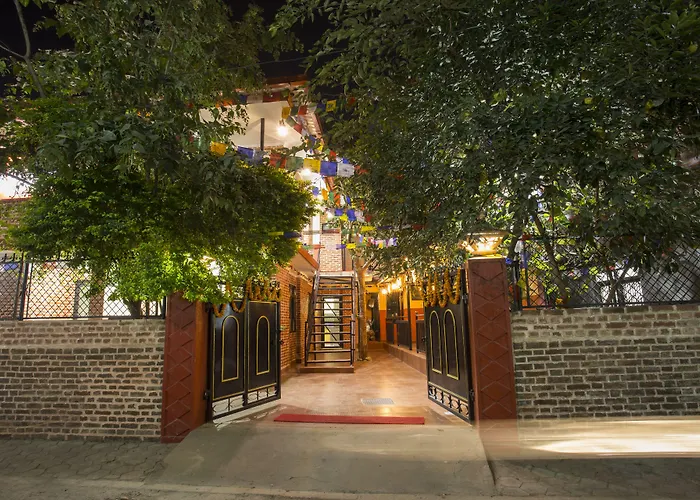 Couette-café Gurung's 3*